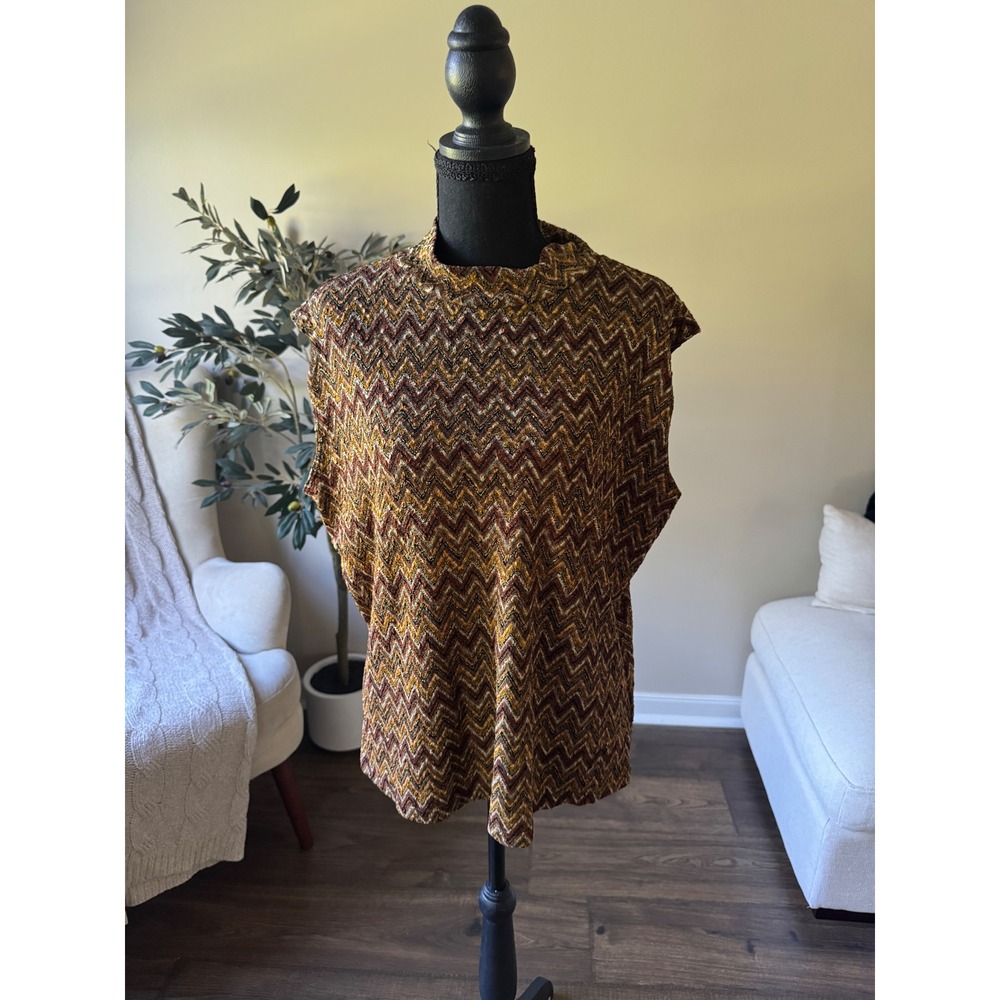 Dressbarn Woman Metallic Chevron Zigzag Mock Neck Sleeveless Top Gold Bronze 1X